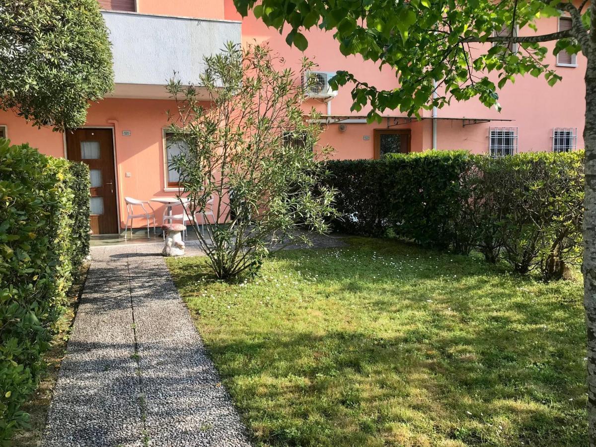 Villaggio Le Ginestre Bibione Exterior foto