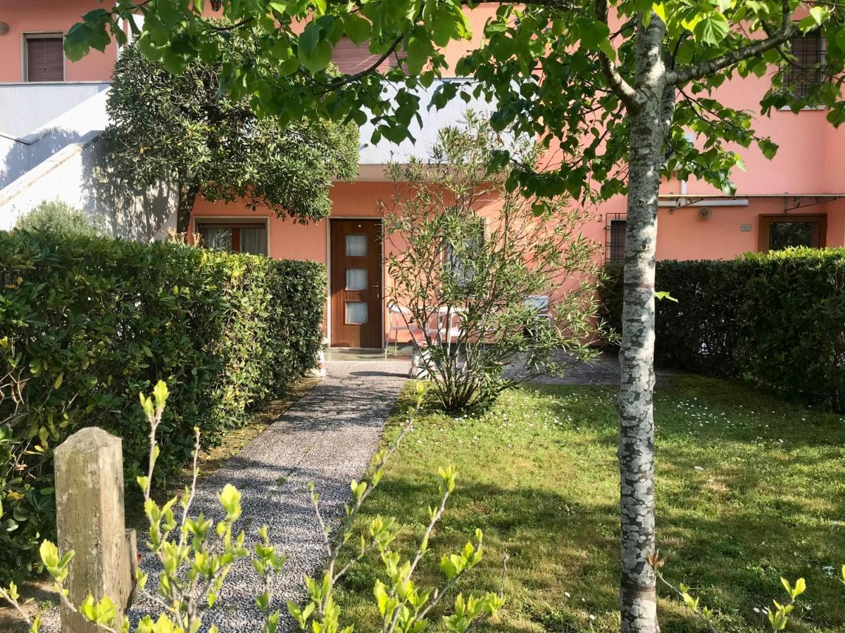 Villaggio Le Ginestre Bibione Exterior foto