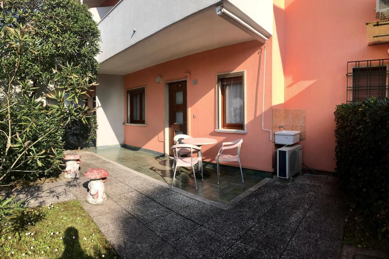 Villaggio Le Ginestre Bibione Exterior foto
